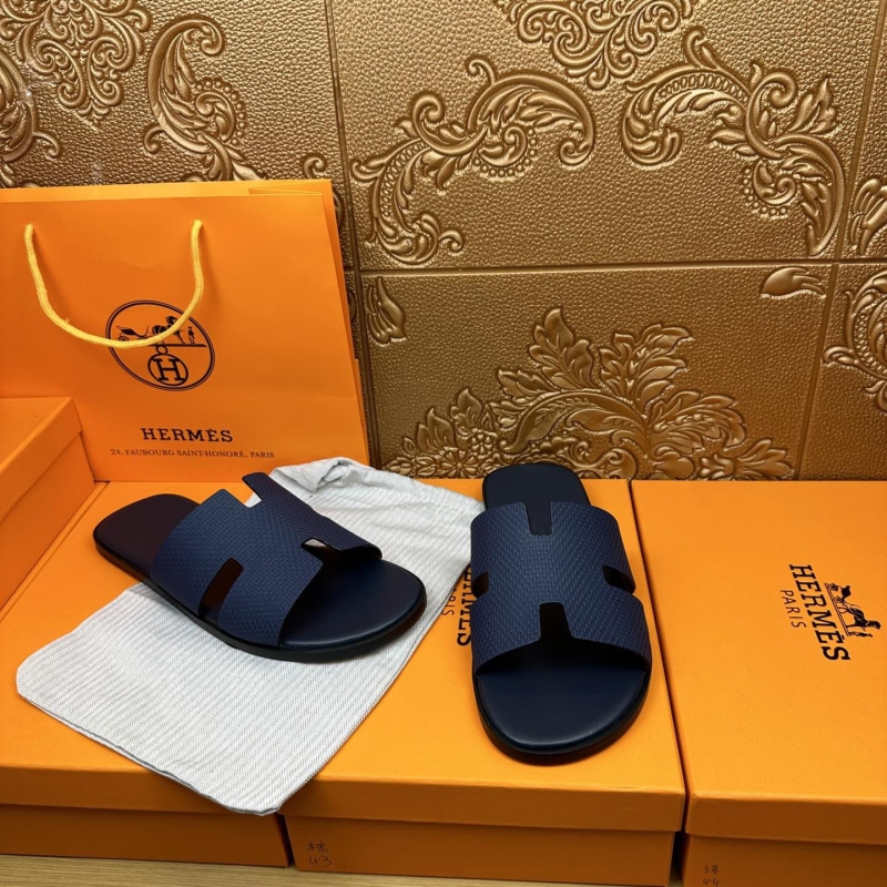 H**mes slippers